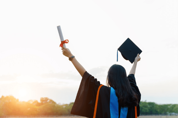Có nên học hệ đào tạo từ xa e-learning không?