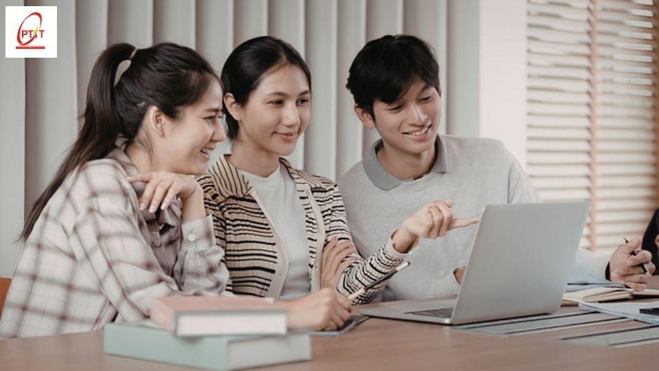 Review học đại học từ xa