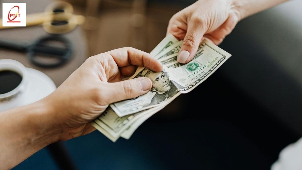 Ngành Quản trị kinh doanh lương bao nhiêu trong năm 2026?