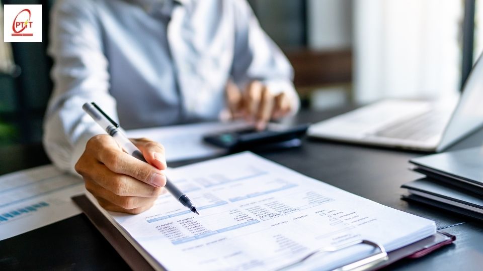 Quản trị kinh doanh học bao nhiêu năm?