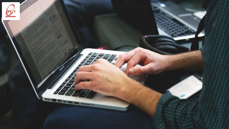 Mức lương ngành công nghệ thông tin theo vị trí và kinh nghiệm làm việc