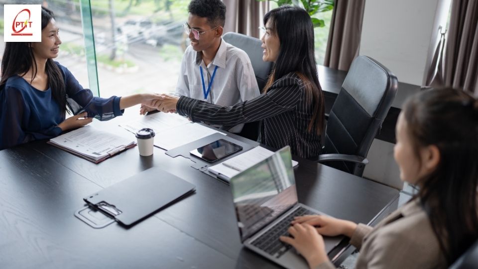 Học Quản trị Kinh doanh làm nghề gì?