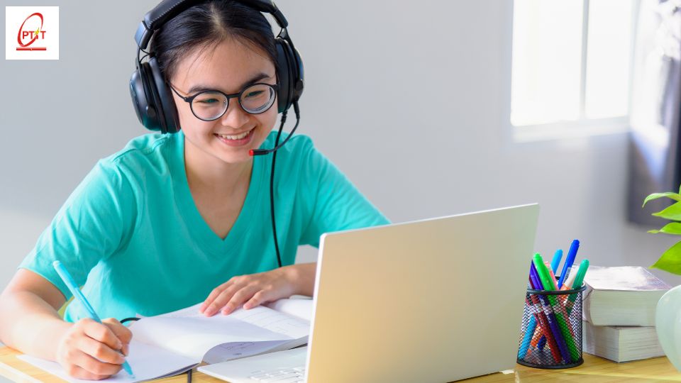 Các khoản chi phí học văn bằng 2