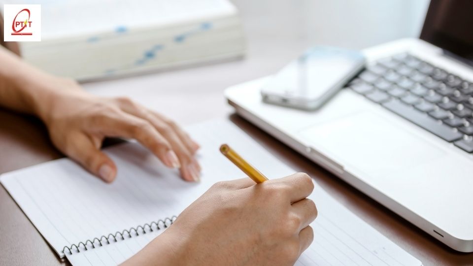 Nên chọn học văn bằng thứ 2 ở đâu uy tín, hình thức học linh hoạt ?