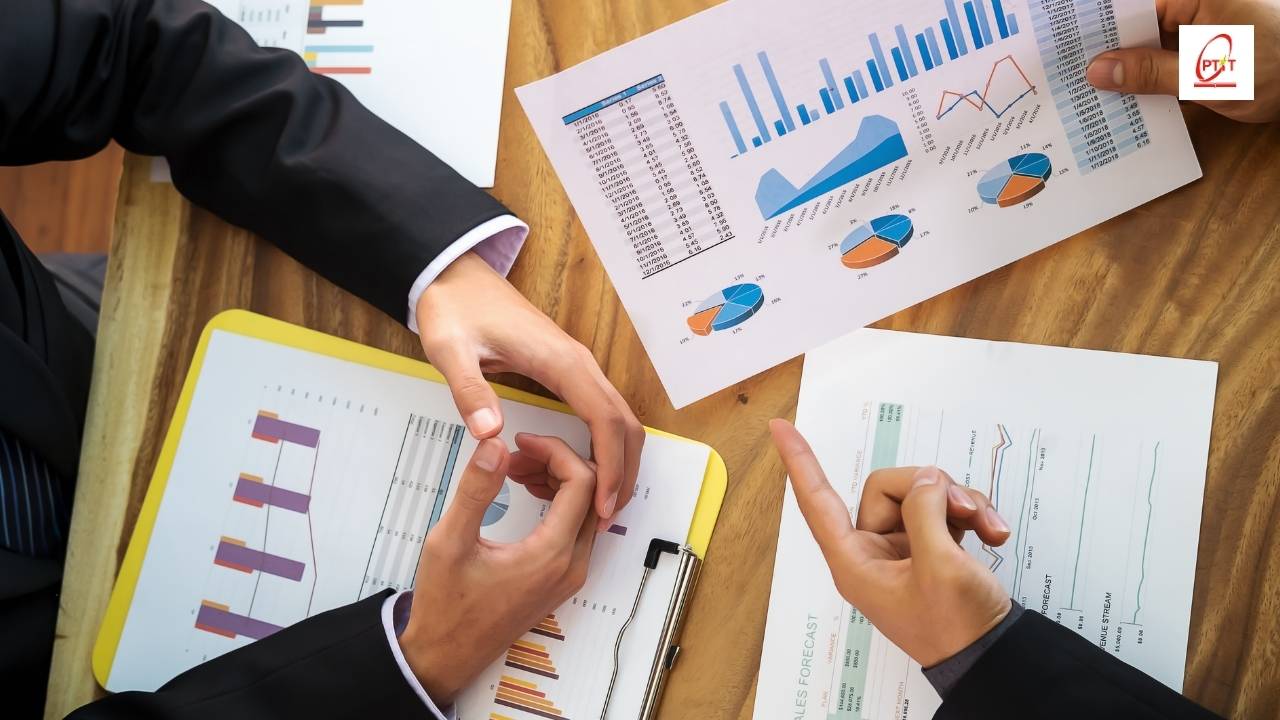 3 yếu tố ảnh hưởng đến học phí ngành quản trị kinh doanh